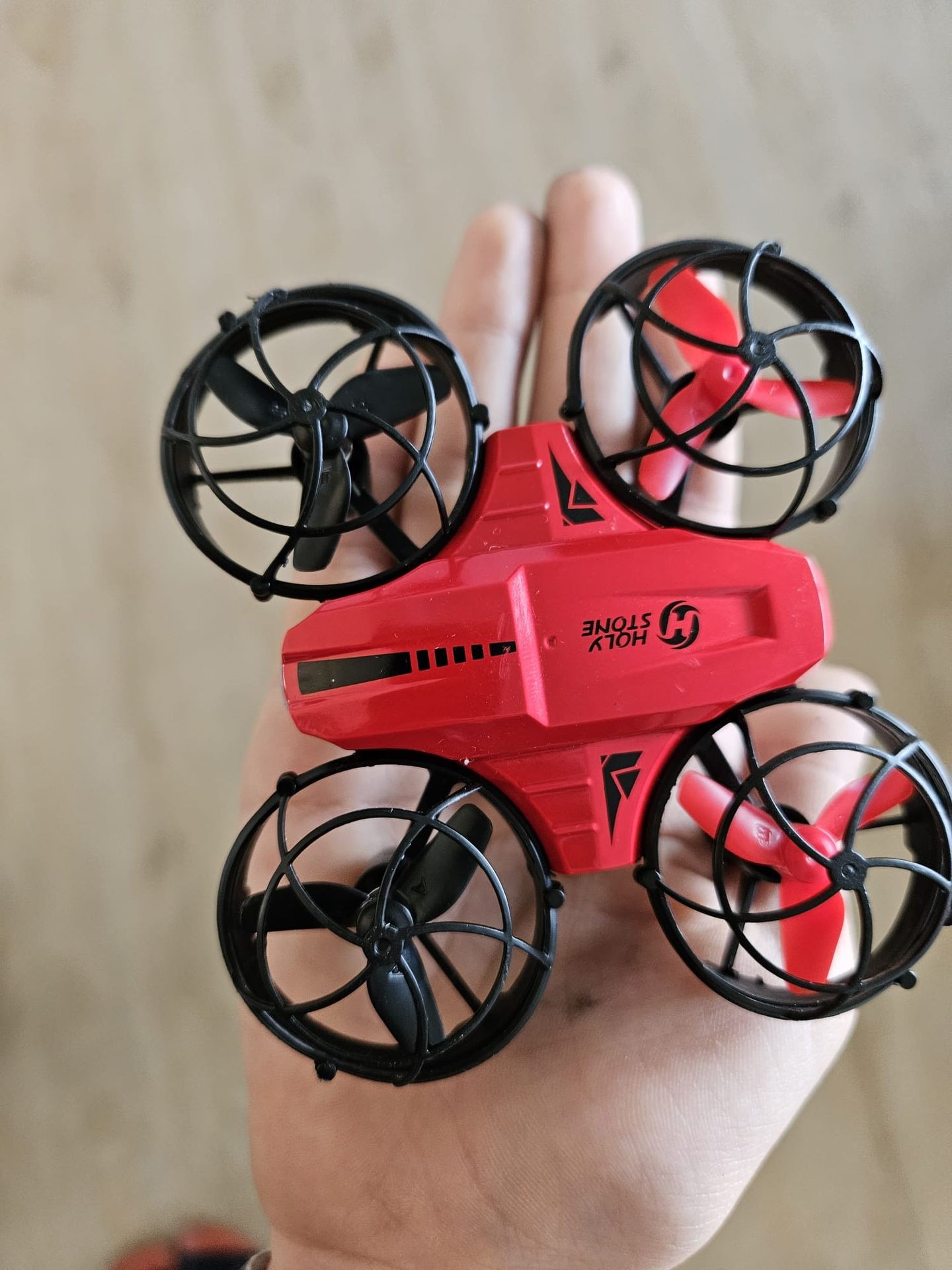 Test und Review der Holy Stone HS420 Mini Drohne